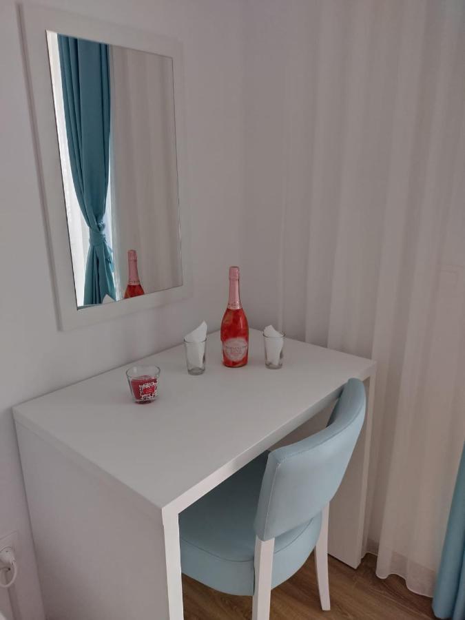 Blaxy Resort Stefi Cu Acces La Piscine Gratuit Douăzeci şi Trei August エクステリア 写真